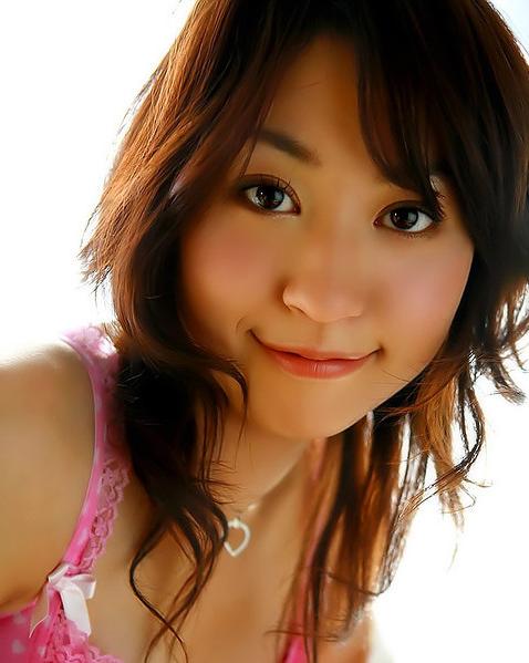 Юная японка снимает себя на веб камеру